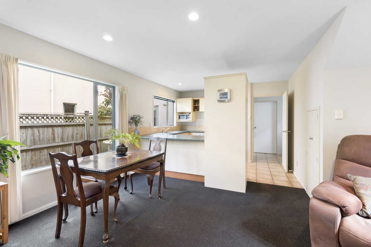 2/197 Milton Street, Sydenham, Christchurch - Carousel 2