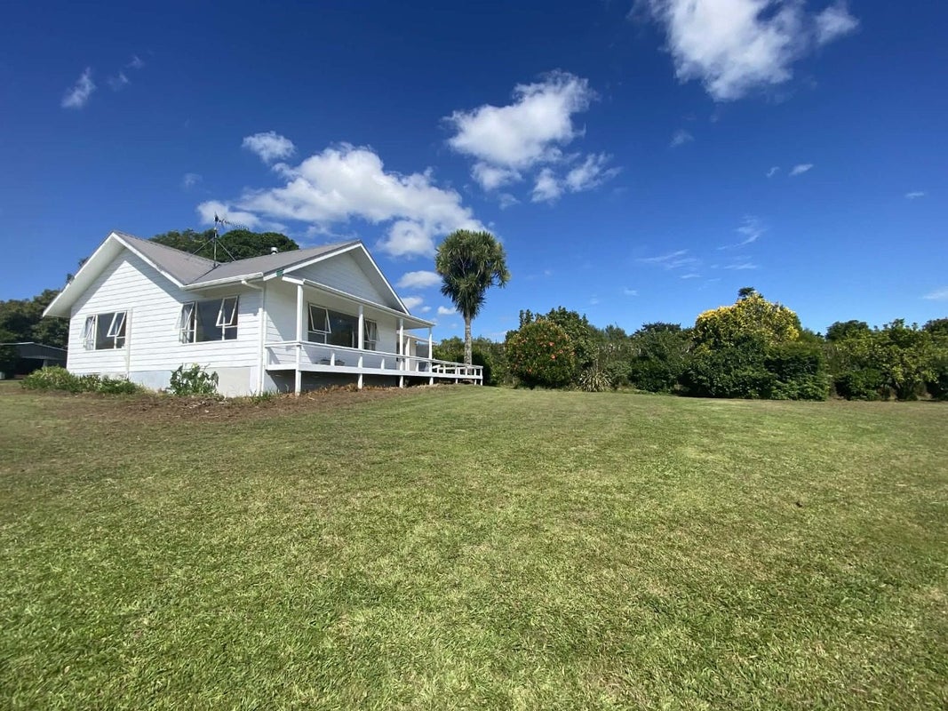 127 Keenan Road, Pyes Pa, Tauranga - Carousel 24