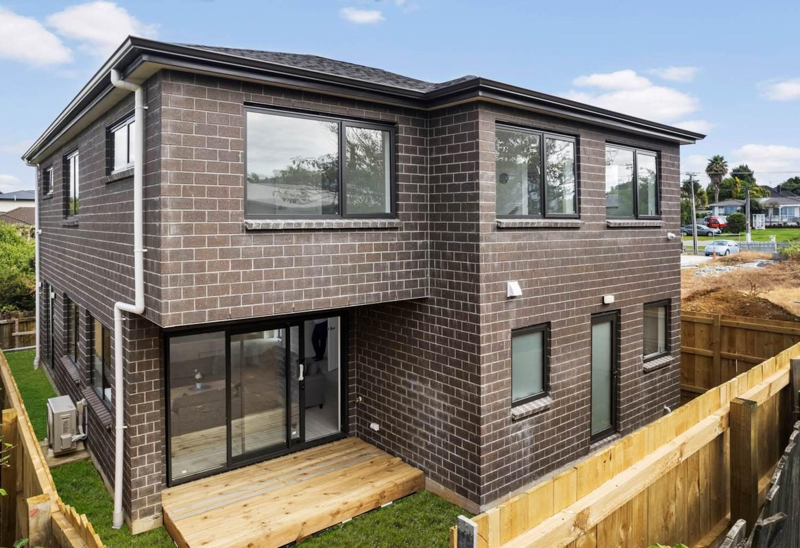 4D Fields Road, Manurewa, Auckland - Carousel 2