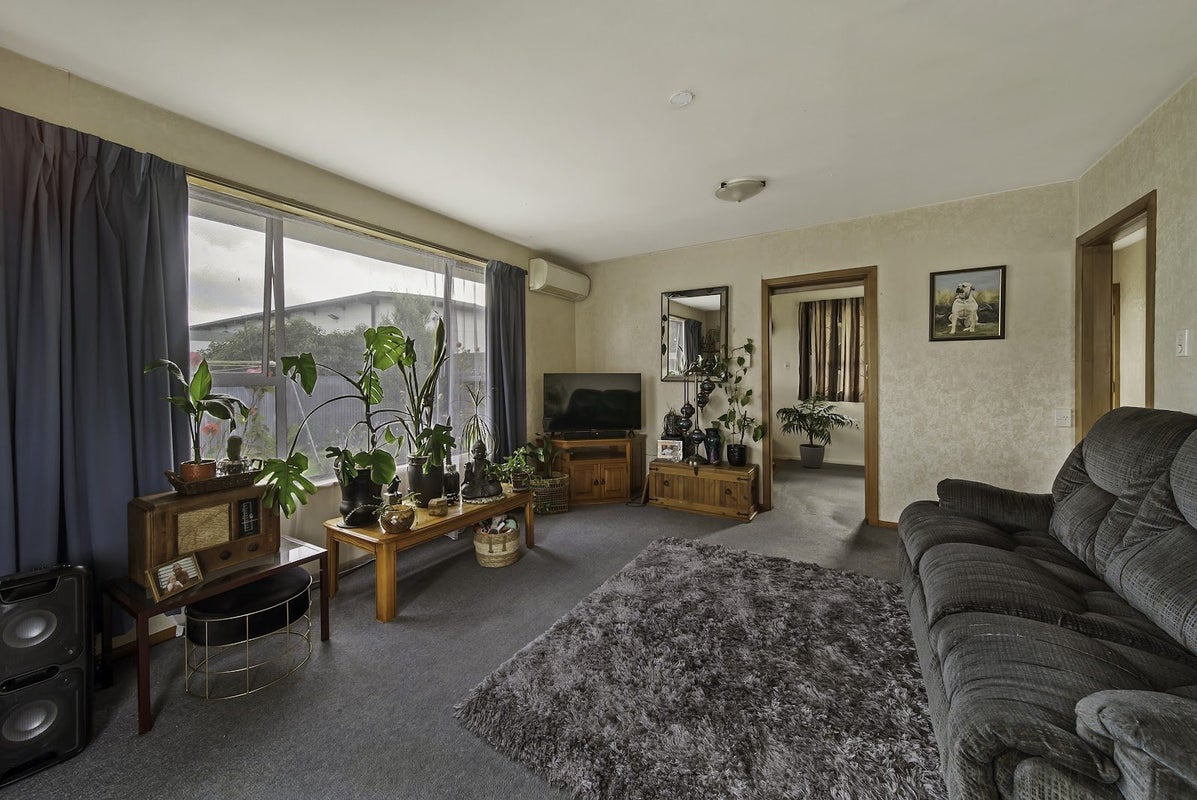 2/44 Strathfield Avenue, Dallington, Christchurch - Carousel 2