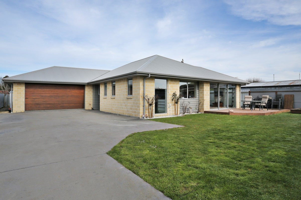 61 Dome Street, Newfield, Invercargill - Carousel 1
