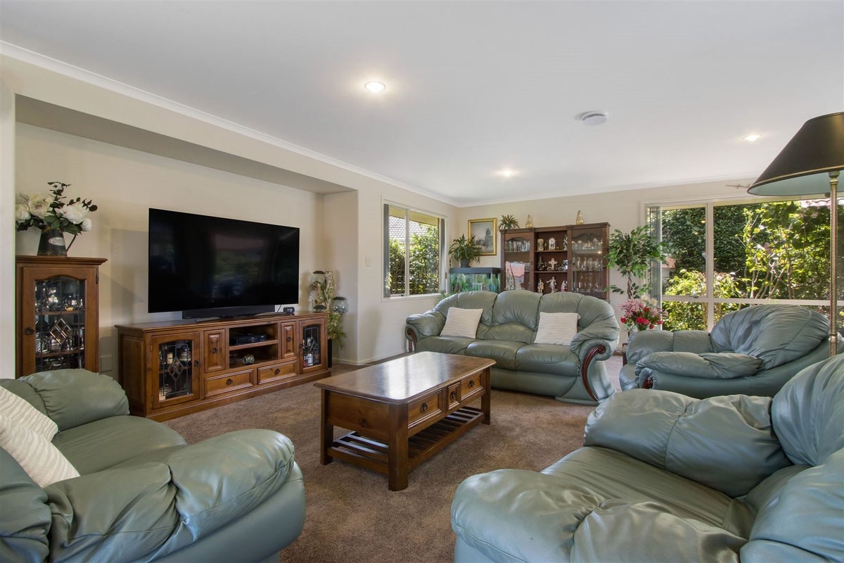 24 Gleneagles Drive, Aongatete, Katikati - Carousel 2