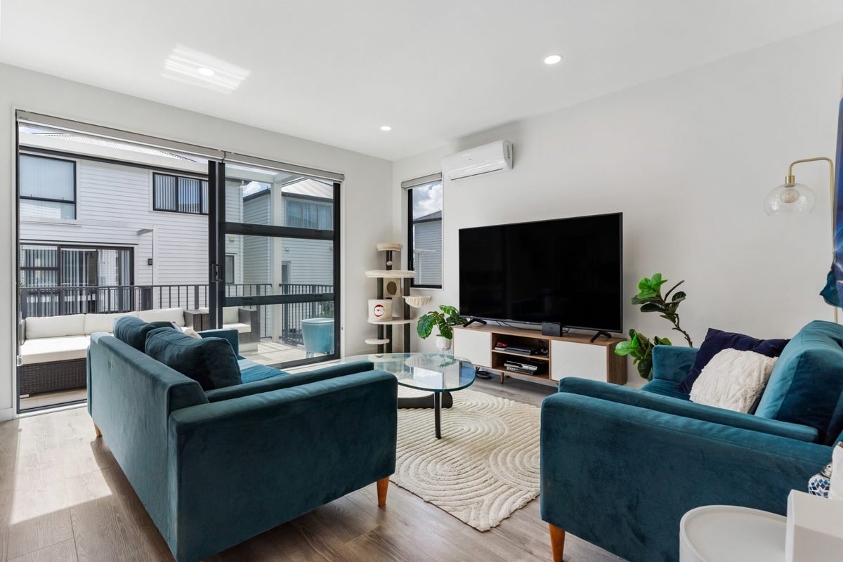 12 Nephrite Lane, Henderson, Auckland - Carousel 2