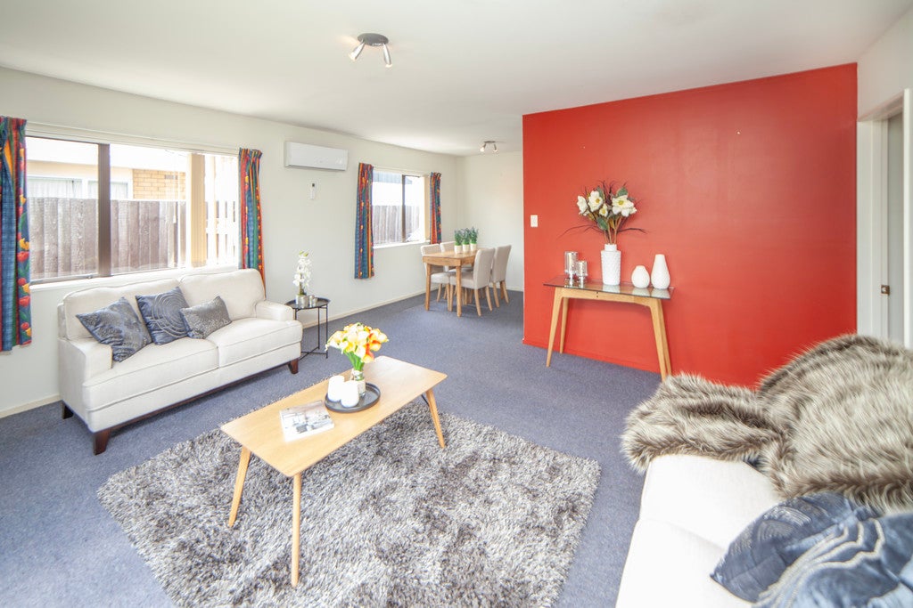 2/137 Gilberthorpes Road, Hei Hei, Christchurch - Carousel 2