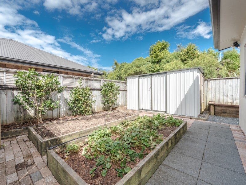 28 Palliser Drive, Huntington, Hamilton - Carousel 21