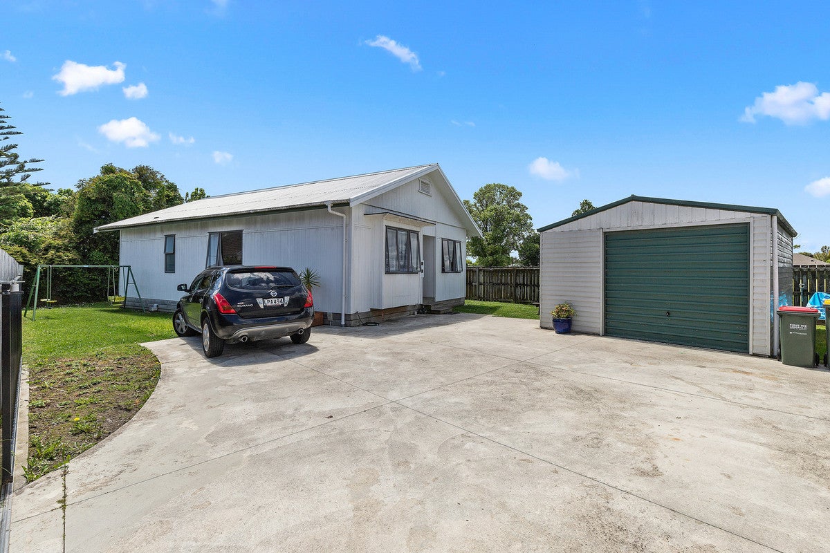 24A Sare Crescent, Fairfield, Hamilton - Carousel 1