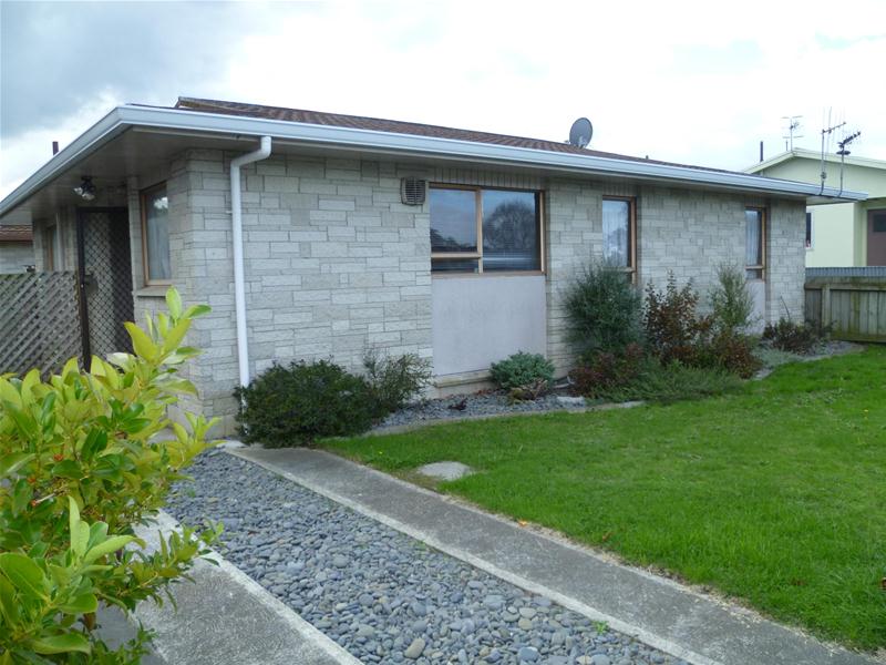 1108 Cunningham Crescent, Mayfair, Hastings - Carousel 1