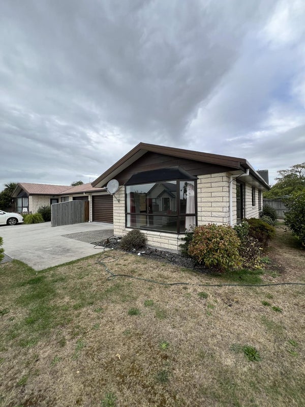 1/17 Aberfoyle Place, Parklands, Christchurch - Carousel 1