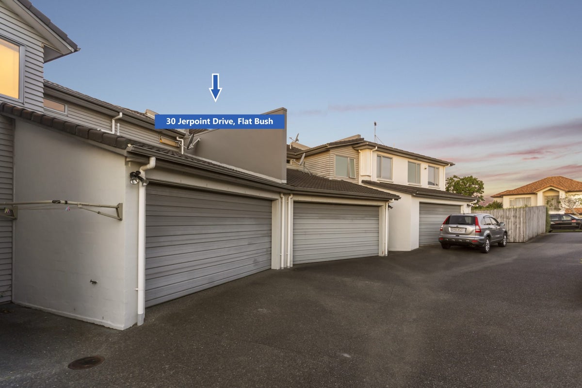 30 Jerpoint Drive, Flat Bush, Auckland - Carousel 2