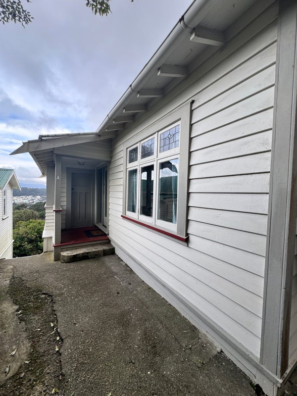 68 Mortimer Terrace, Brooklyn, Wellington - Carousel 1
