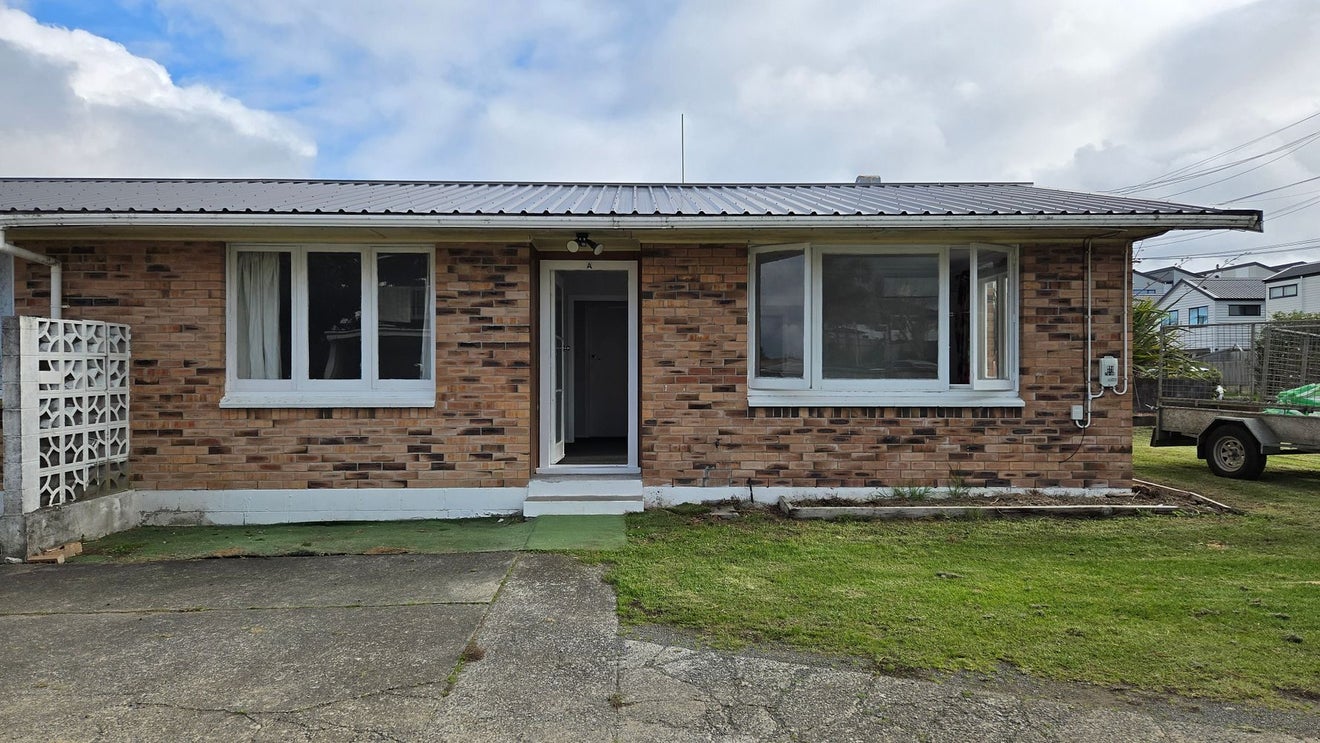 1/9 Hyde Street, Manurewa East, Auckland - Carousel 1