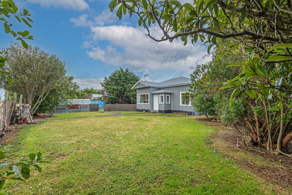 9 Nikau Street, Takaro, Palmerston North - Carousel 12