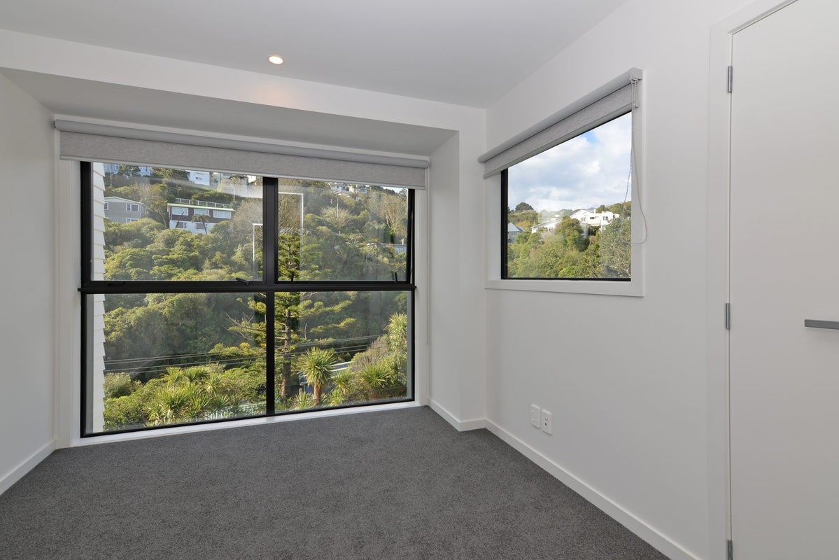 19 Albemarle Road, Northland, Wellington - Carousel 15
