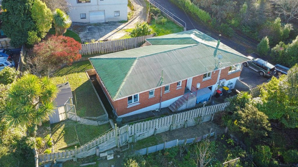 43A Lawrence Street, Mornington, Dunedin - Carousel 1