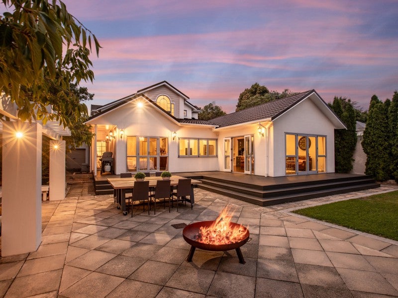 24 Marina Grove, Hutt Central, Lower Hutt - Carousel 2