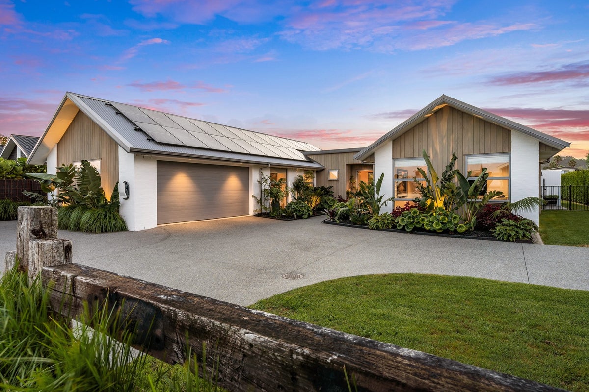 6 Shearwater Lane, Point Wells, Warkworth - Carousel 1