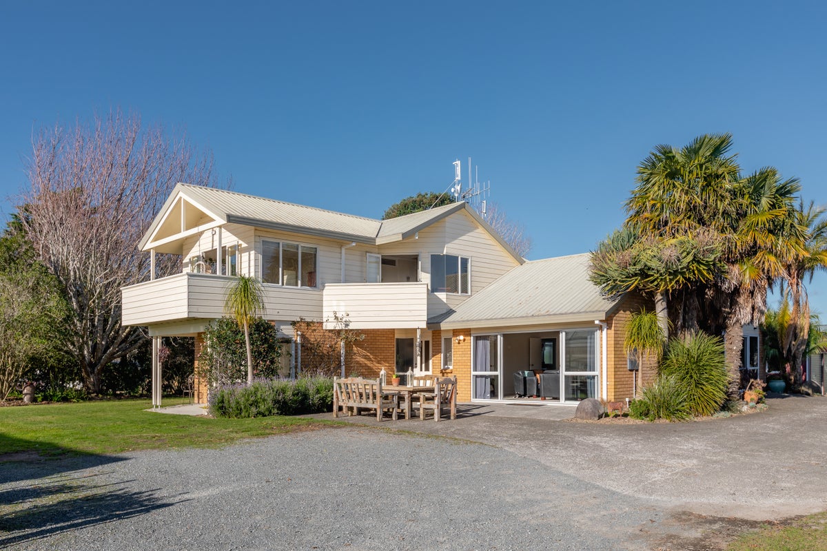 201 Arawa Avenue, Maketu, Te Puke - Carousel 2