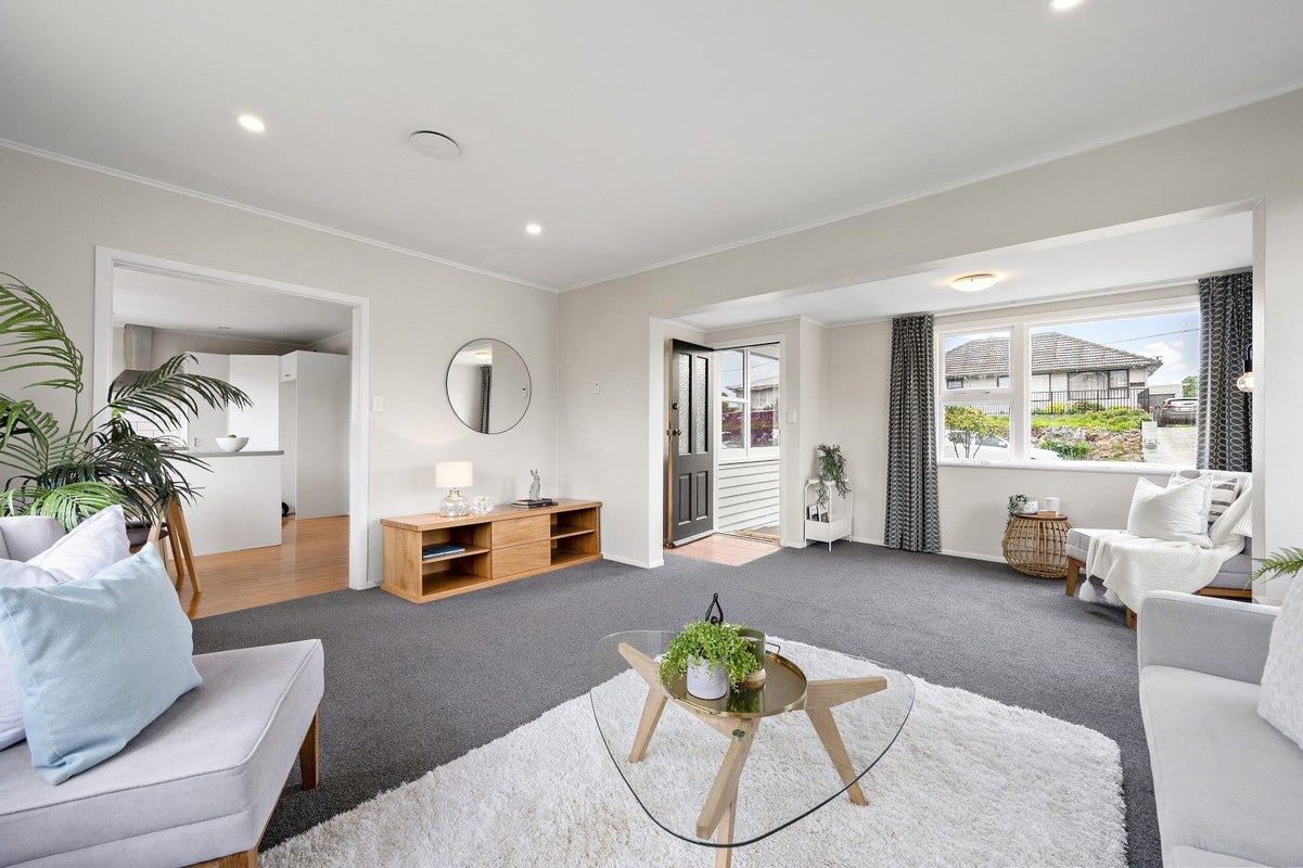 18 Spenmoor Street, Newlands, Wellington - Carousel 2