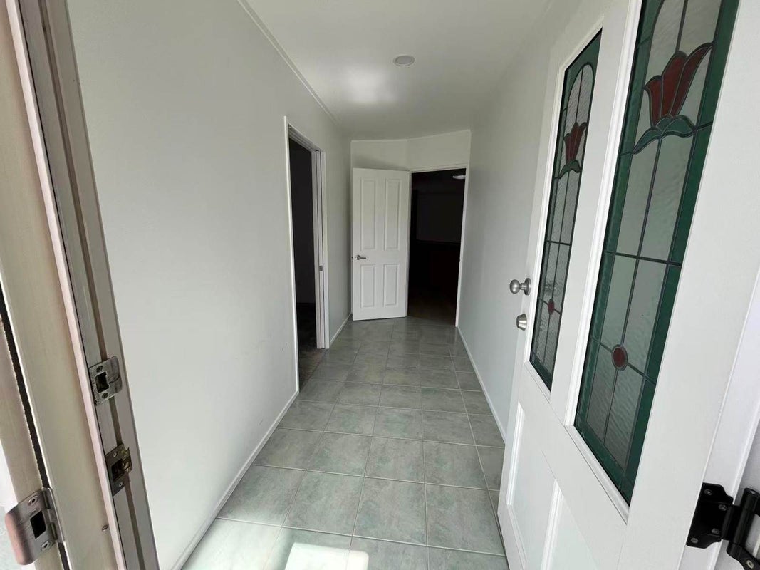 1/2 Perendale Close, Somerville, Auckland - Carousel 2