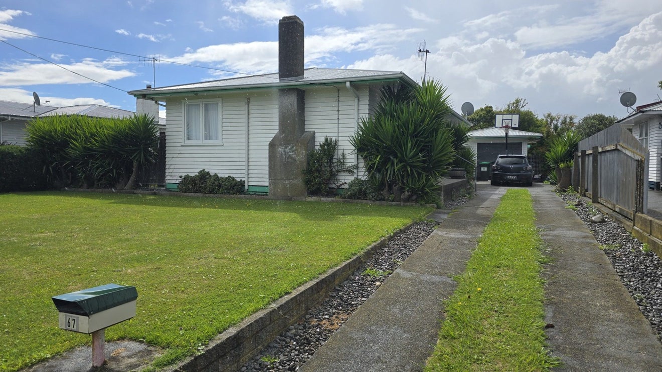 67 Bledisloe Road, Maraenui, Napier - Carousel 1