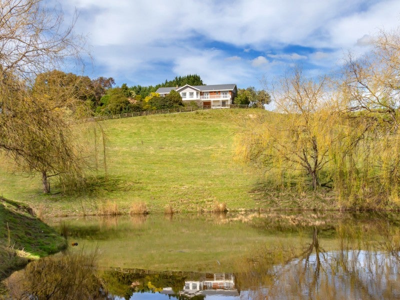 221A Lees Pakaraka Road, Te Ore Ore, Masterton - Carousel 1