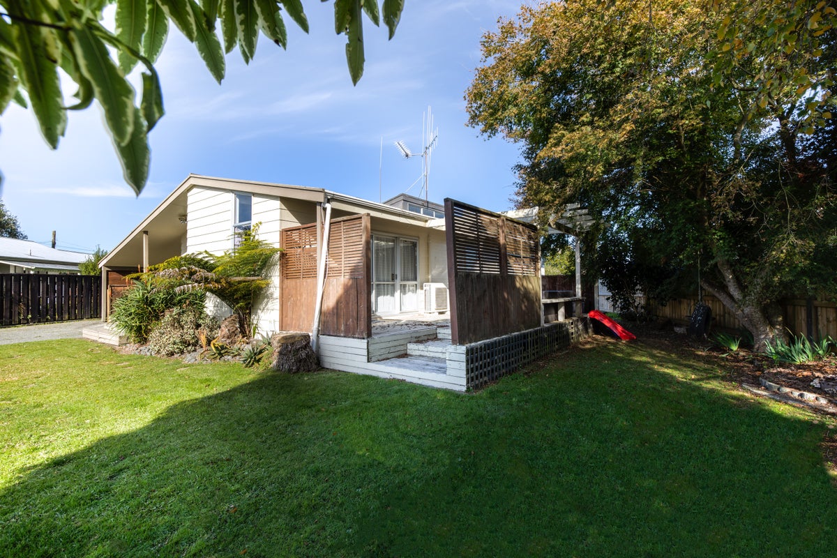 8 Mason Place, Leamington, Cambridge - Carousel 2