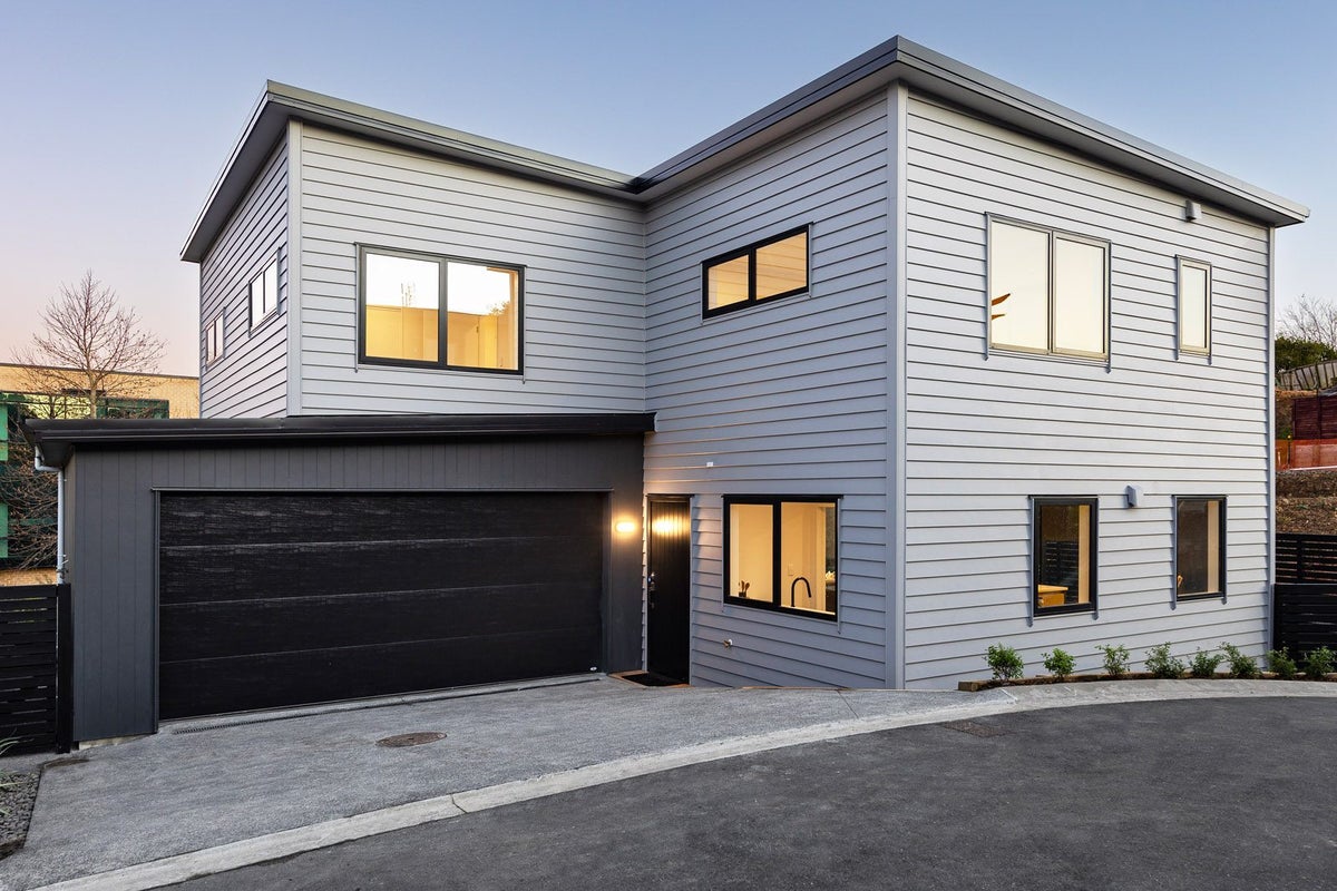 8 Libby Lane, Howick, Auckland - Carousel 1