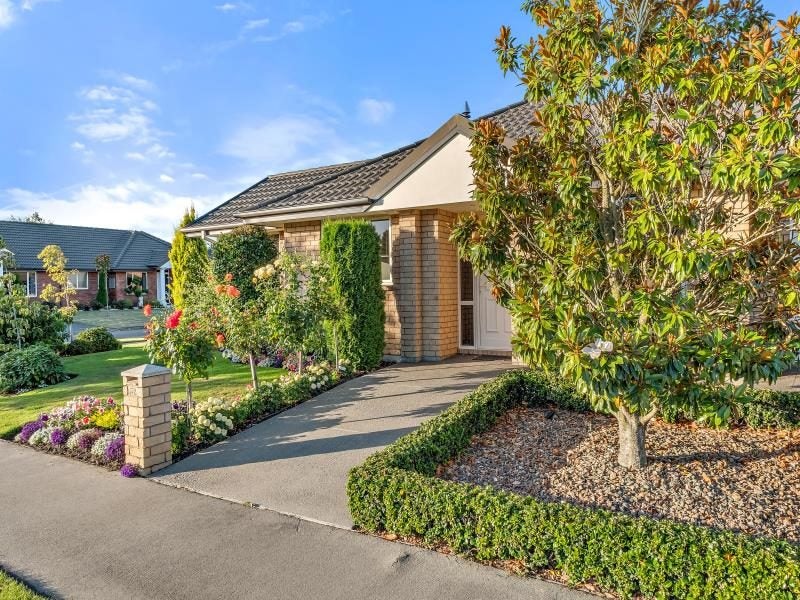 52 Bibiana Street, Aidanfield, Christchurch - Carousel 2