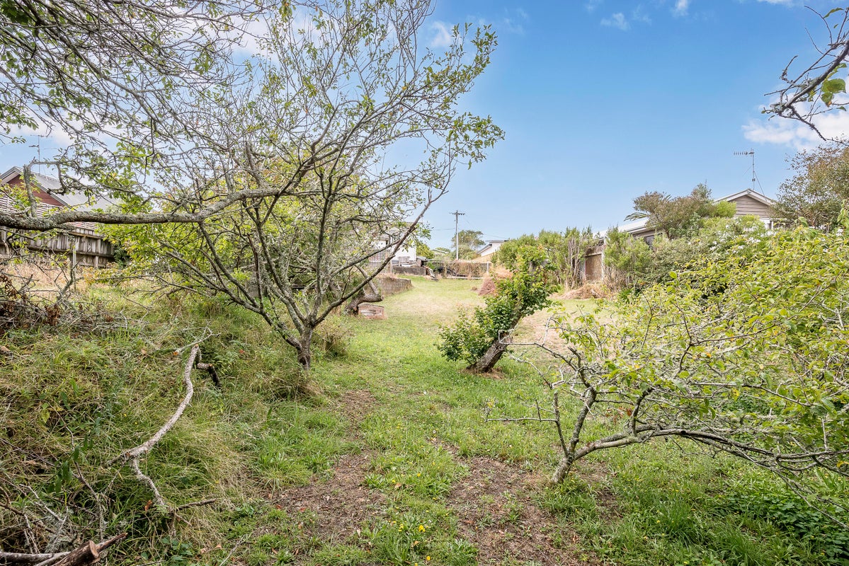 55 Glen Road, Raumati South, Paraparaumu - Carousel 7