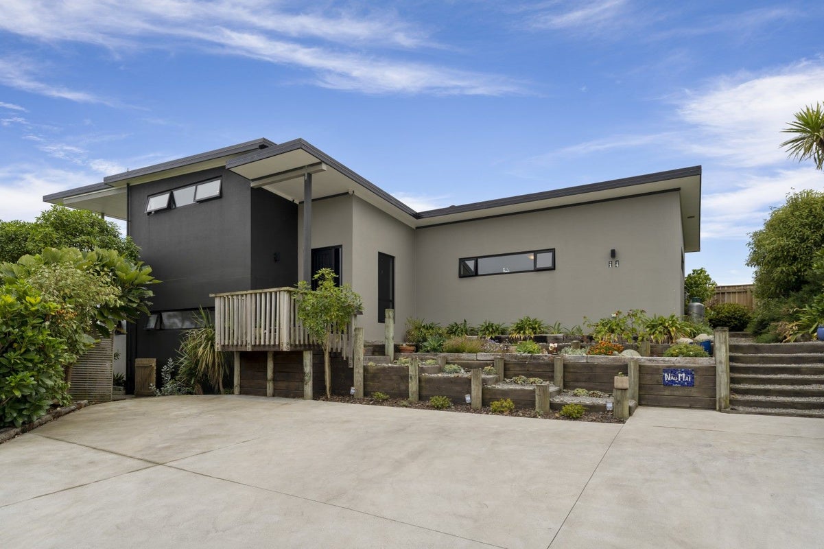 14 Duncans Way, Otaki Beach, Otaki - Carousel 1
