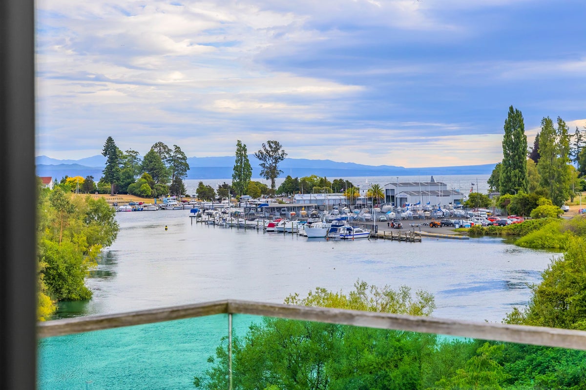 9/14 Norman Smith Street, Nukuhau, Taupo - Carousel 1
