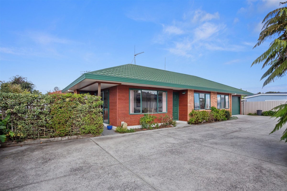 12A Devon Street, Greerton, Tauranga - Carousel 1