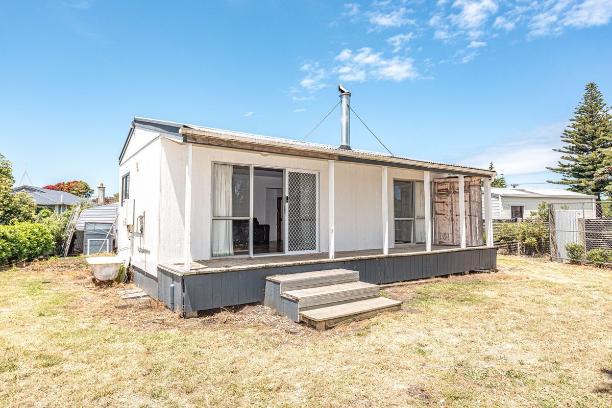 44A Seafront Road, Castlecliff, Whanganui - Carousel 2