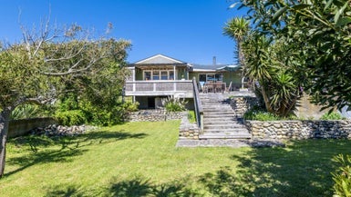 15 Mahoe Street, Otaki Beach, Otaki - Carousel 1