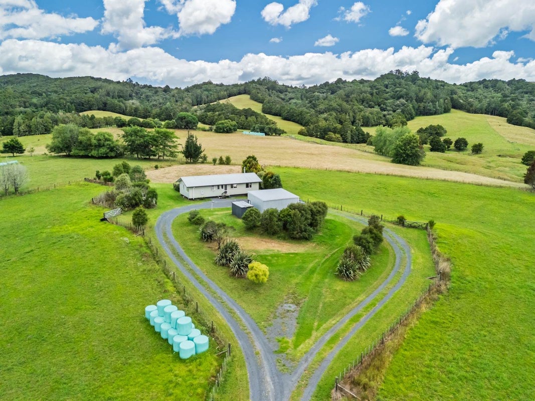 1148 Oromahoe Road, Kawakawa, Kaikohe - Carousel 1