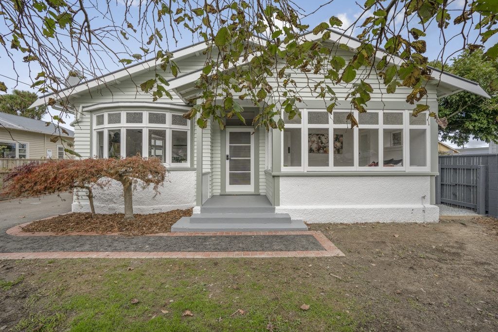 1A Kiwi Street, Alicetown, Lower Hutt - Carousel 1