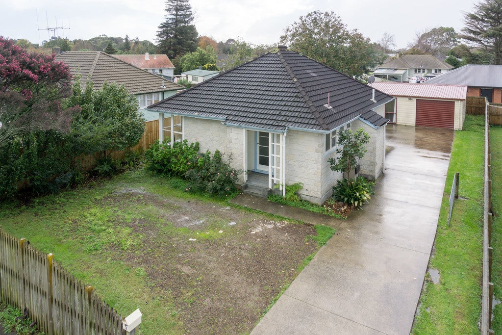 5 Slim Street, Bader, Hamilton - Carousel 24
