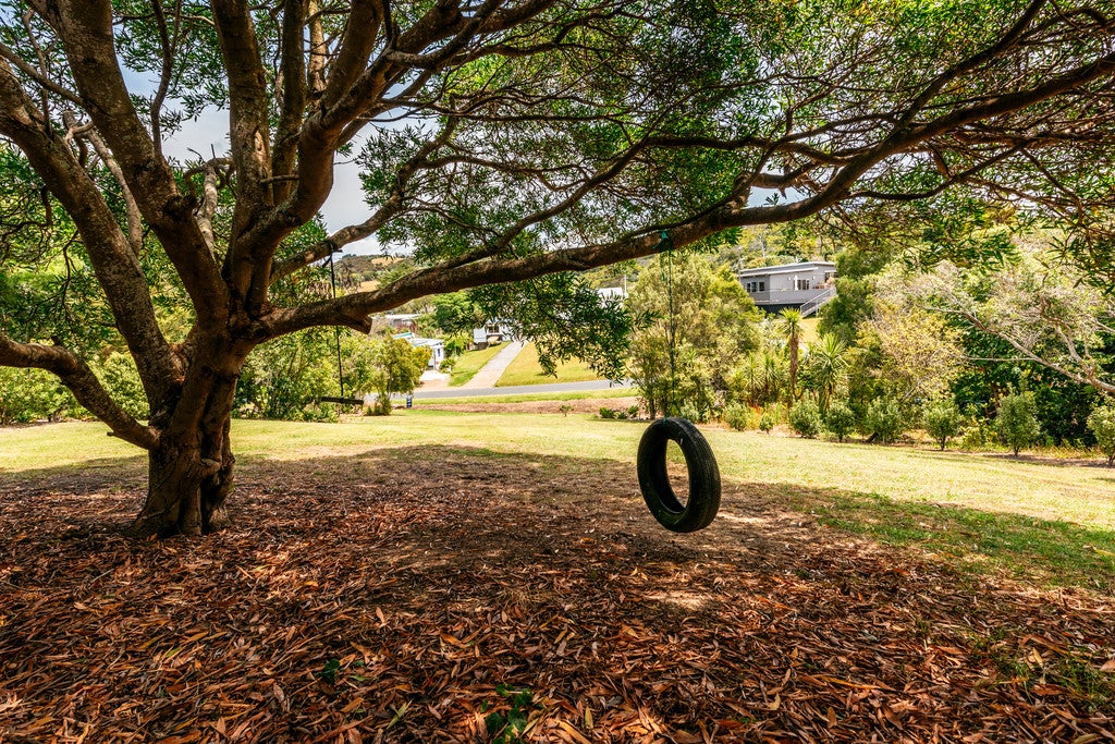 46 Ridge Road, Oneroa, Waiheke Island - Carousel 2
