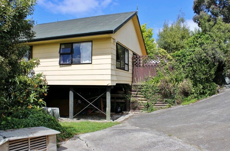 11 Chamboard Place, Washington Valley, Nelson - Carousel 2