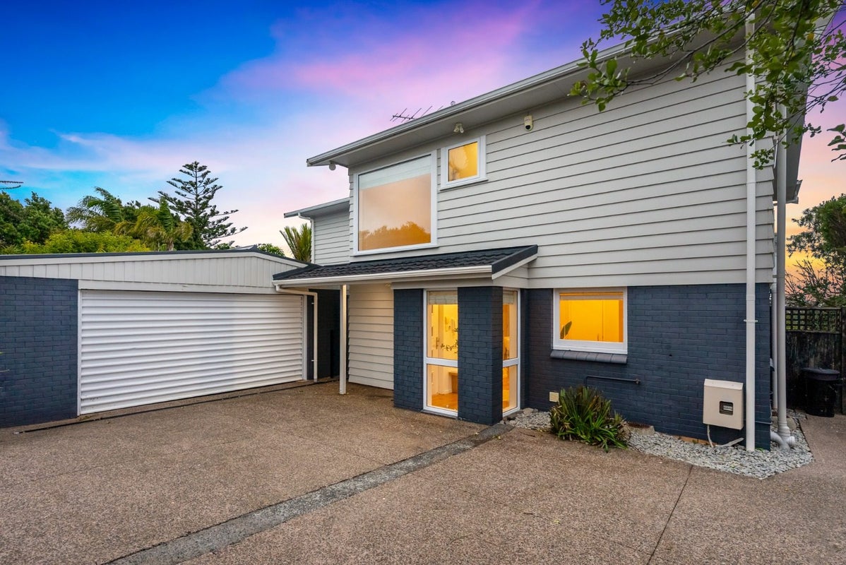 90 Exmouth Road, Northcote, Auckland - Carousel 2