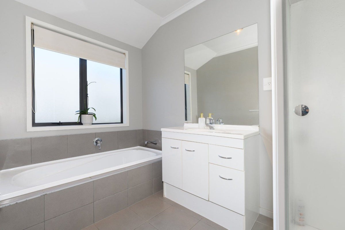 7 Ibis Way, Welcome Bay, Tauranga - Carousel 18