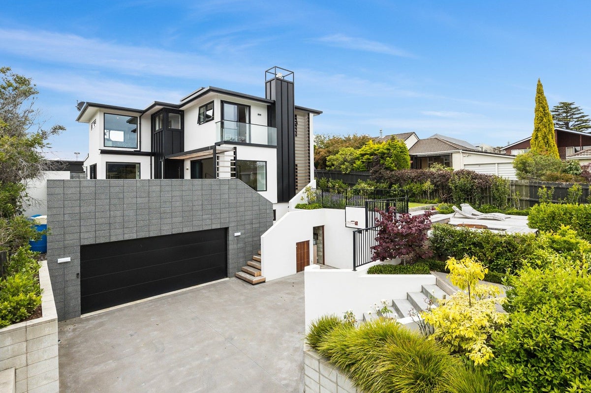 4 Grater Street, Maori Hill, Dunedin - Carousel 36