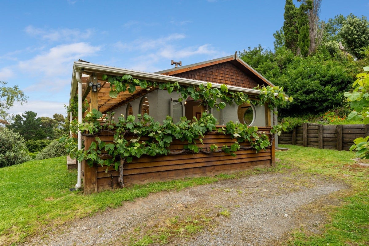 76 Leinster Avenue, Raumati South, Paraparaumu - Carousel 1