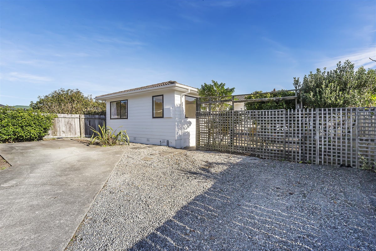 29A Cecil Road, Tawa, Wellington - Carousel 20
