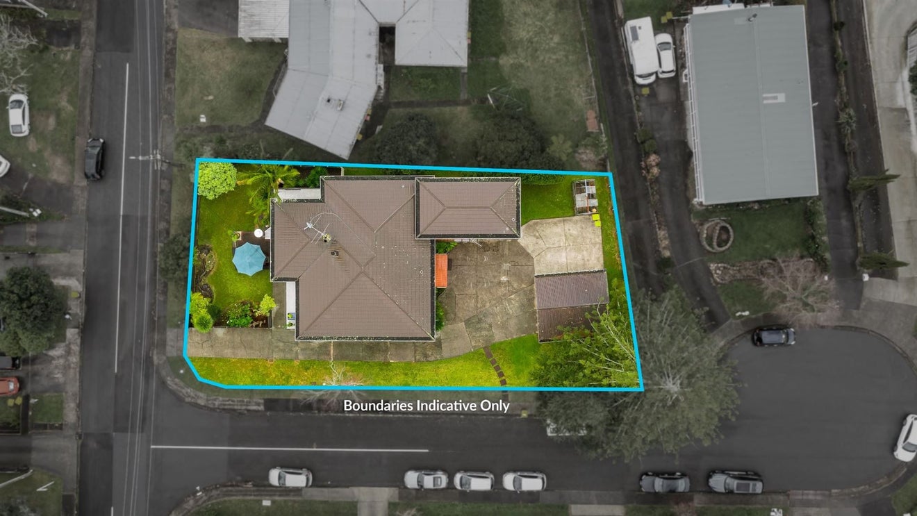 7 Divich Avenue, Te Atatu South, Auckland - Carousel 2