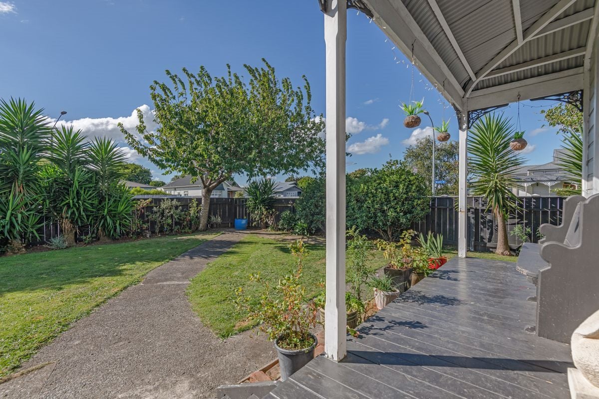 2 Bryant Street, Takaro, Palmerston North - Carousel 17
