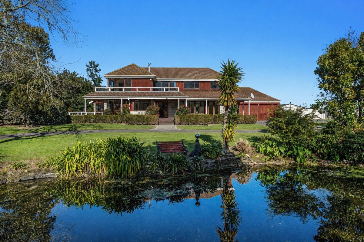 9 Moore Road, Thornton, Whakatane - Carousel 1