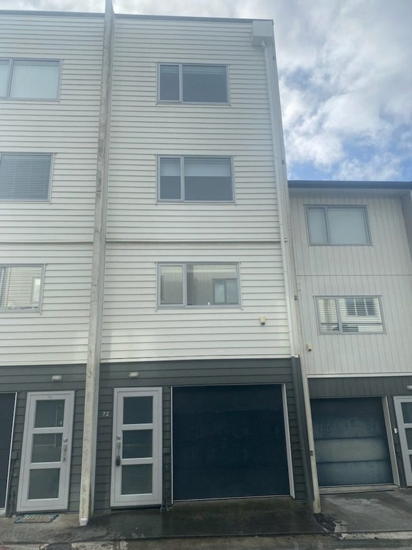 72 Niu Lane, Te Atatu South, Auckland - Carousel 1