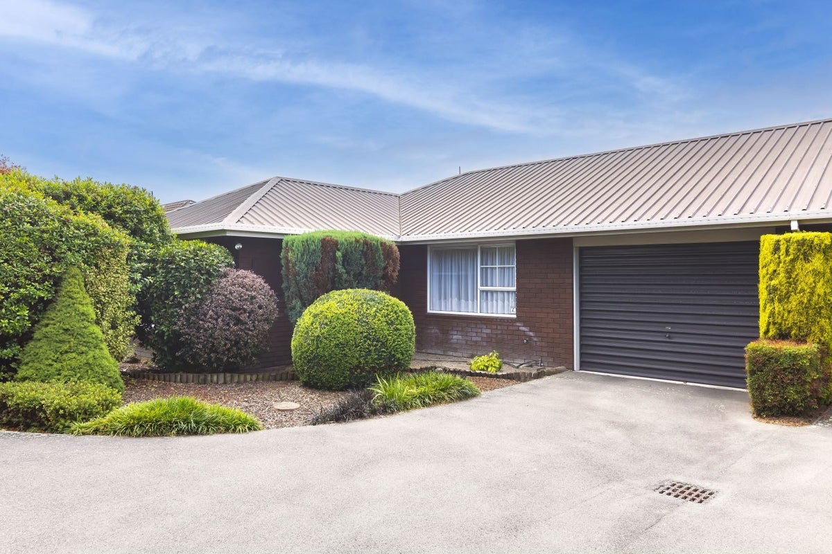 1/5A REGENCY CRESCENT, Redwood, Christchurch - Carousel 14