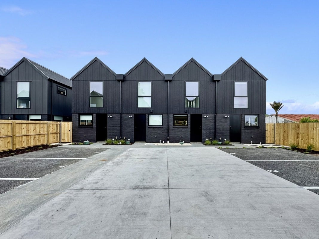 31 Convoy Lane, Otahuhu, Auckland - Carousel 1